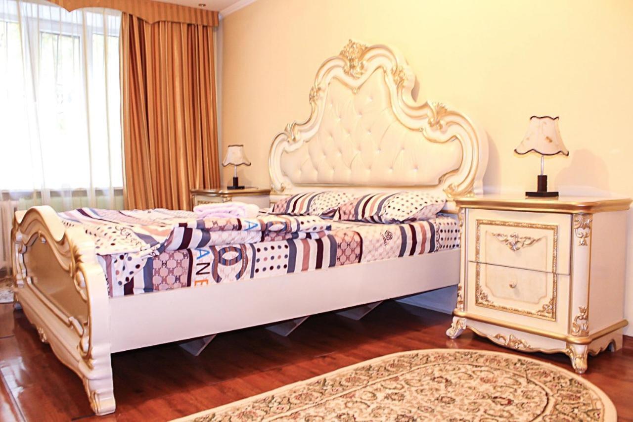 Tolebaeva 65 Apartment Алма Ата Екстериор снимка